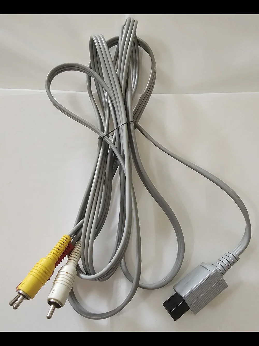 Nintendo AV Composite Cable - Gray with Red, White, Yellow Connectors